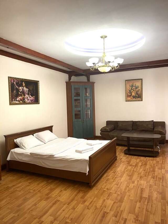 Апартаменты Apartment on Svobody 7 Львов-12