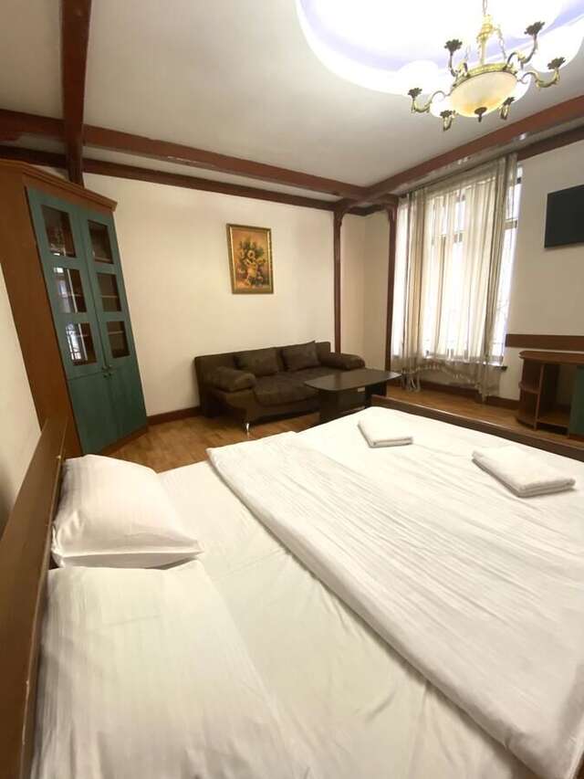 Апартаменты Apartment on Svobody 7 Львов-15